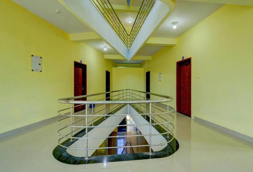 فندق Spot On Green Inn