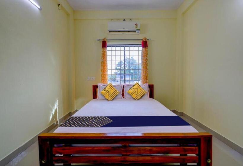 فندق Spot On Green Inn