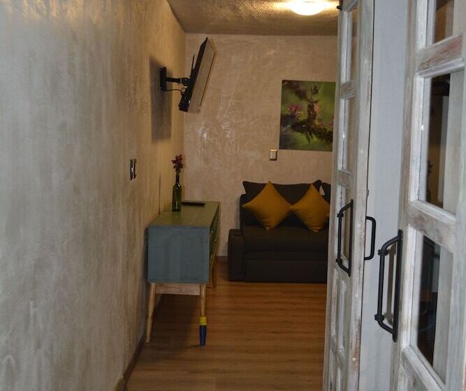 בית מלון כפרי Vinahel