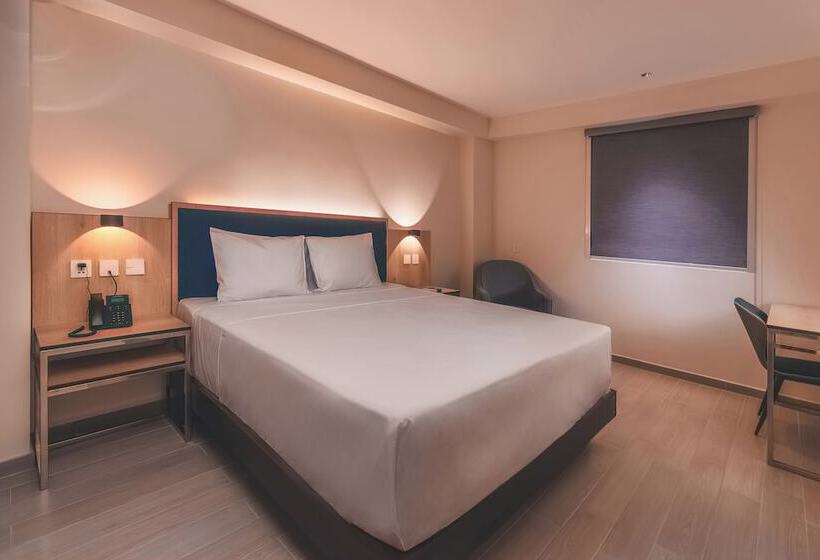 Lyz Business Hotel Piura