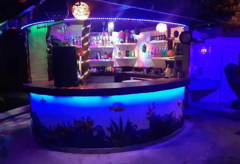 Пансион Casa Shangri La