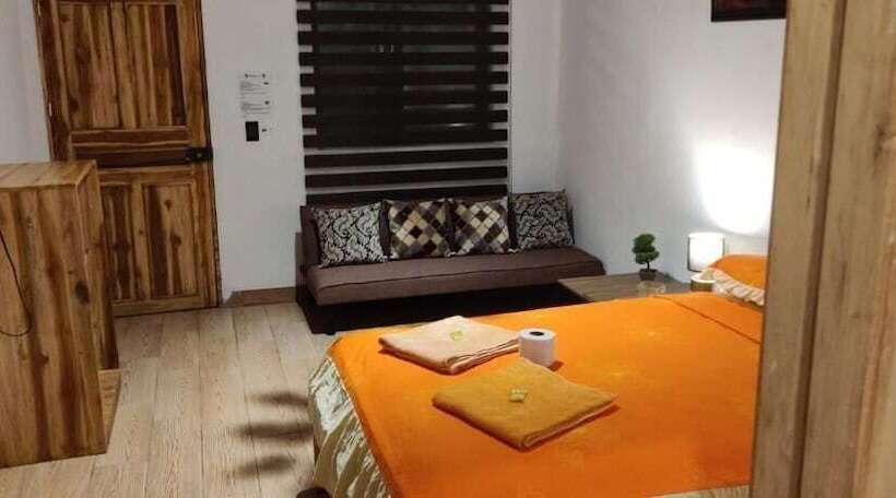 پانسیون Casa Shangri La