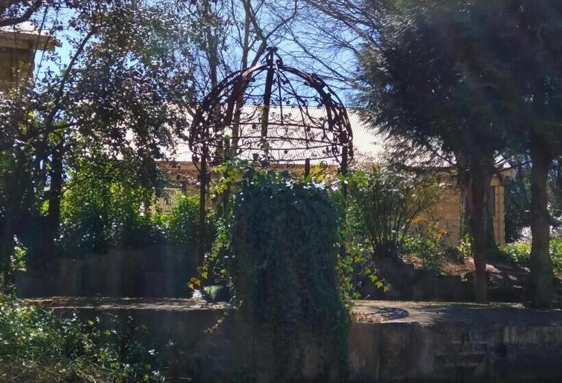 بنسيون Dutchess On Lake Guesthouse