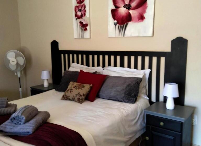 بنسيون Dutchess On Lake Guesthouse