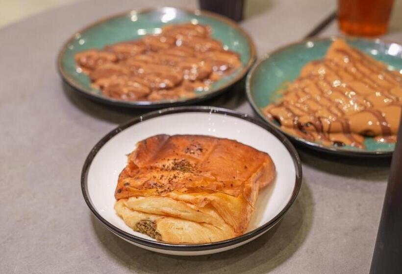 البرج الازرق شقق فندقية Alburj Alazraq