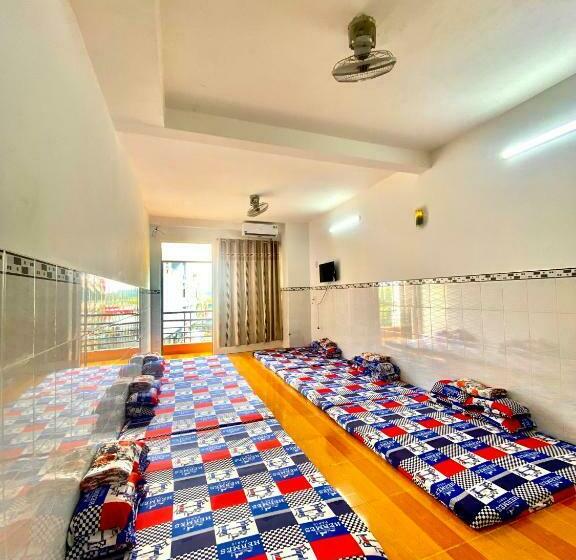 هاستل Nhà Nghỉ Cẩm Tiên 2