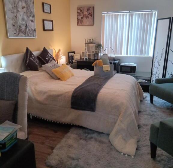 مبيت وإفطار Levander Cozy Home