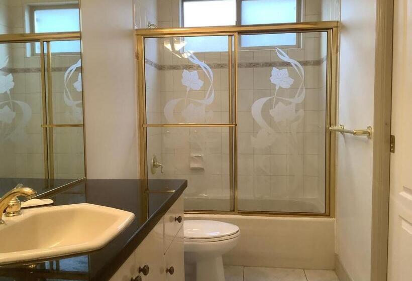 住宿加早餐 Richmond Seafair Garden