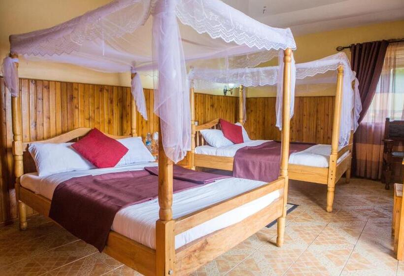 Bunyonyi Safaris Resort