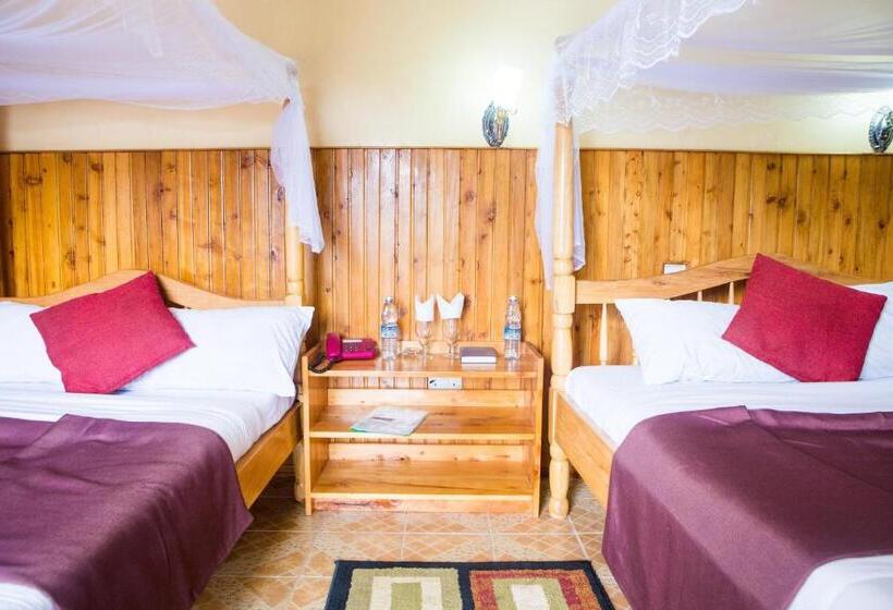 Bunyonyi Safaris Resort