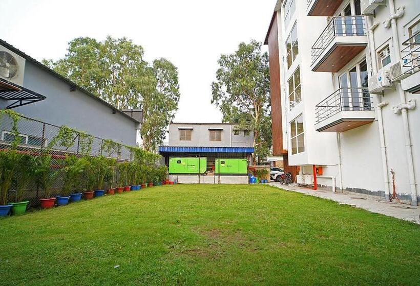 בית מלון כפרי Blue Waves