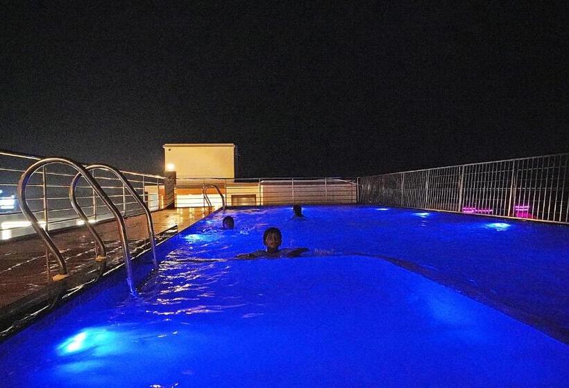 בית מלון כפרי Blue Waves