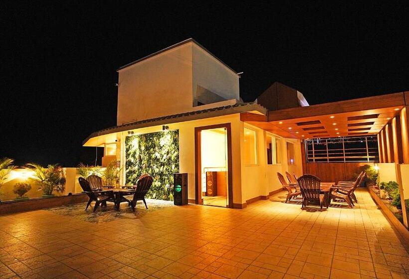 בית מלון כפרי Blue Waves