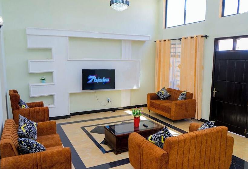 호텔 Mlimwa Hill Palace