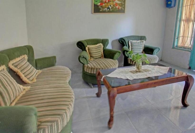 ホテル Oyo 92825 Kamar Lombok