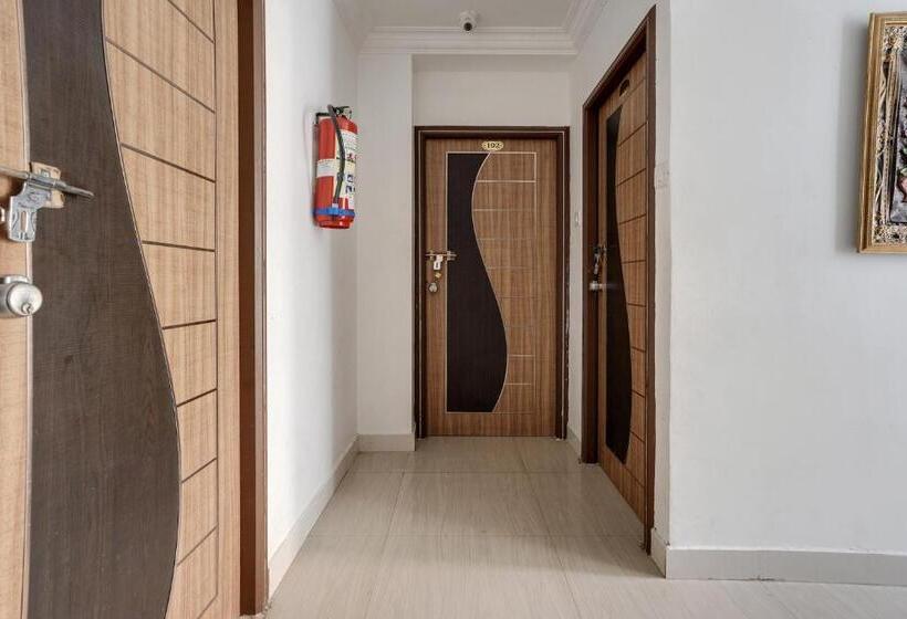 בית מלון כפרי Oyo Flagship Abisha Villa