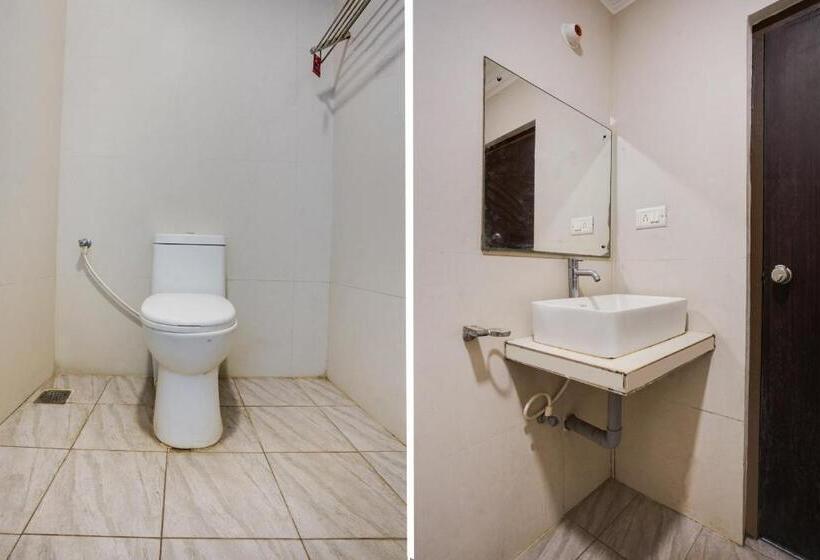 בית מלון כפרי Oyo Flagship Abisha Villa