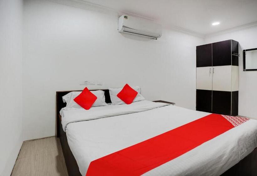 בית מלון כפרי Oyo Flagship Abisha Villa