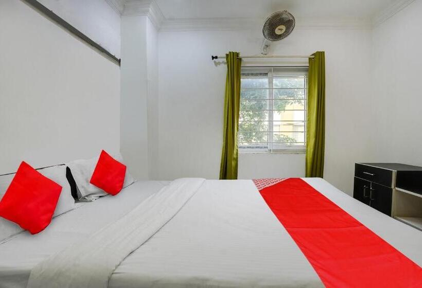 בית מלון כפרי Oyo Flagship Abisha Villa