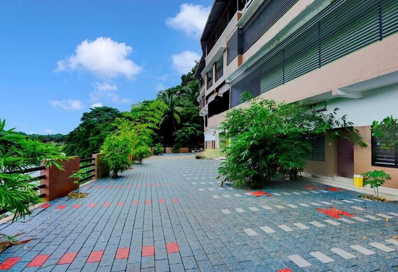 호텔 Oyo Flagship Naval Tower