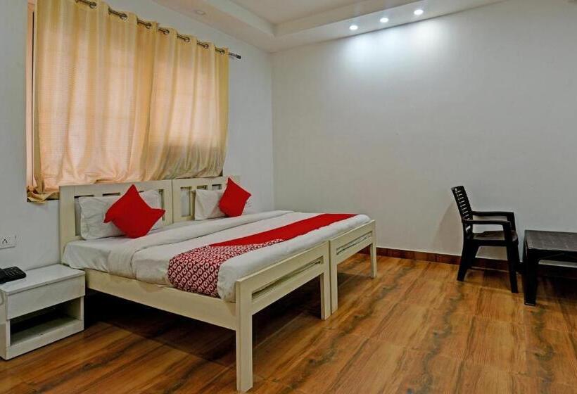 فندق Oyo Flagship Royal Residency