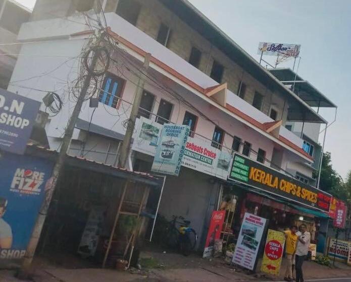 ホテル Oyo Flagship Sb Residency