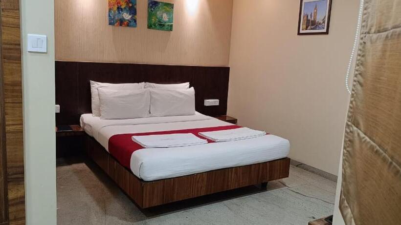 בית מלון כפרי Shree Mahalaxmi Inn Couple Friendly