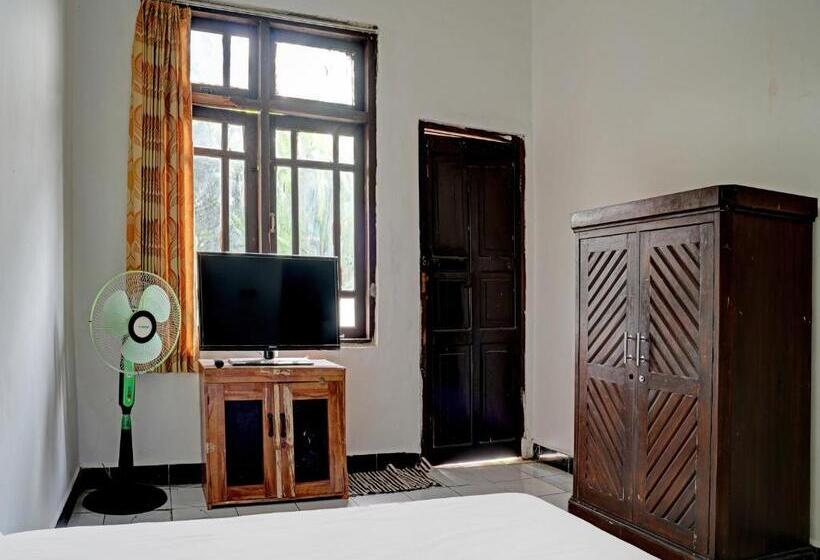 酒店 Spot On 92856 Home Stay Syariah Aom Kusman