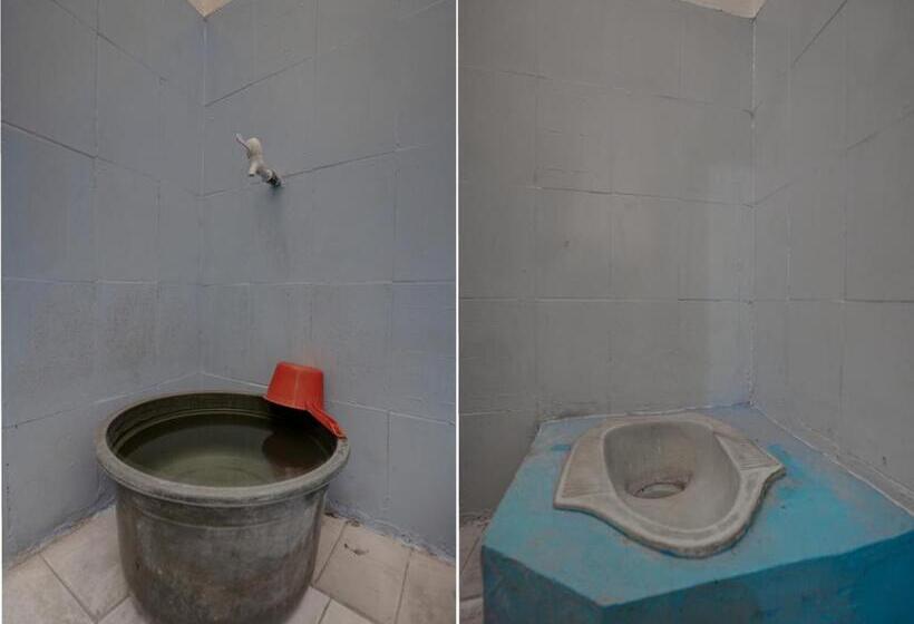 Отель Spot On 92902 Sunyoto Homestay Syariah