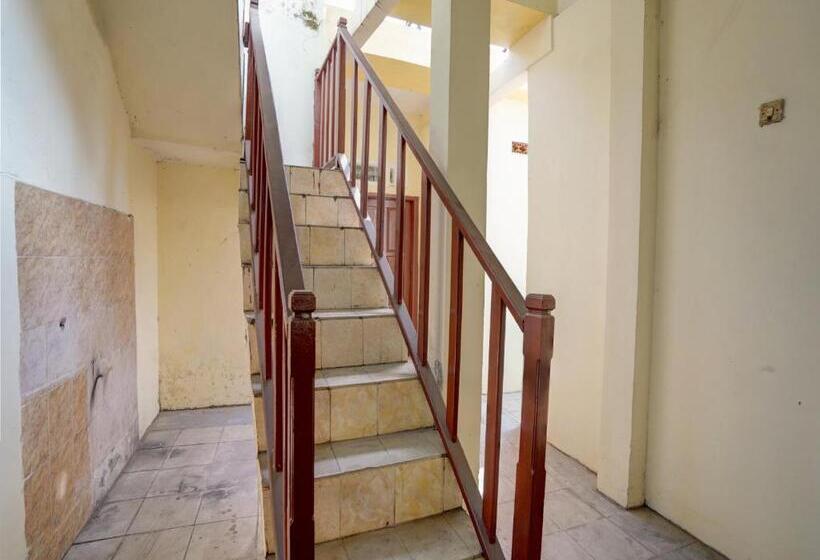 בית מלון כפרי Spot On 92902 Sunyoto Homestay Syariah