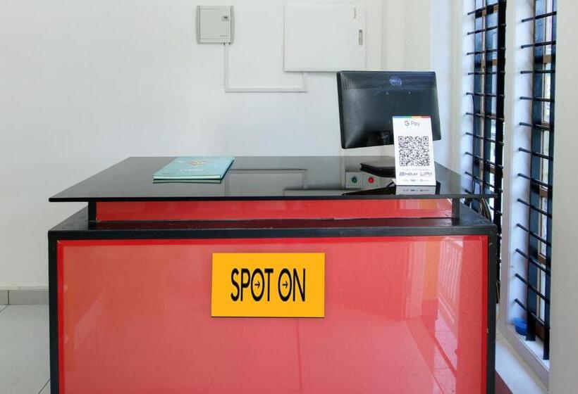 בית מלון כפרי Al Ameen Punnapra