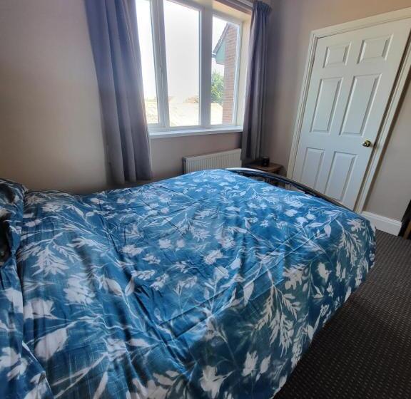 Мотель The Jolly Sailor