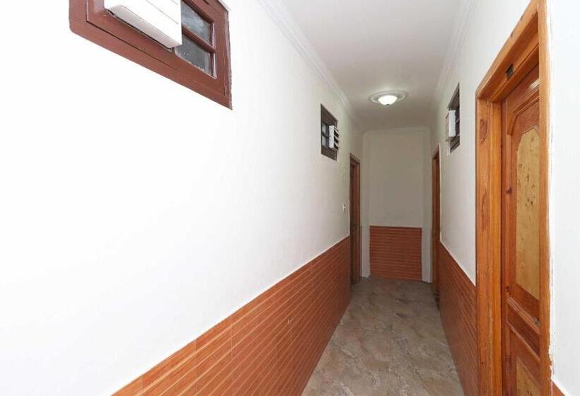 Oyo Flagship Hotel Aakarsh