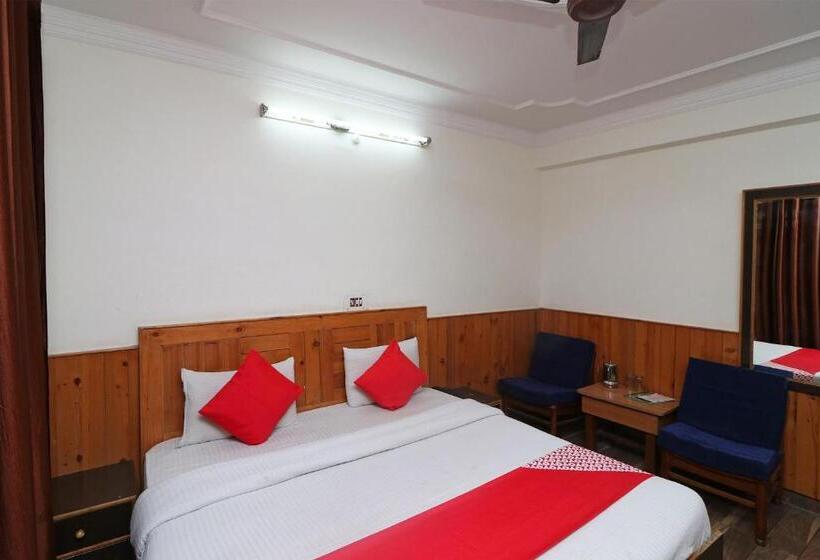 Oyo Flagship Hotel Aakarsh