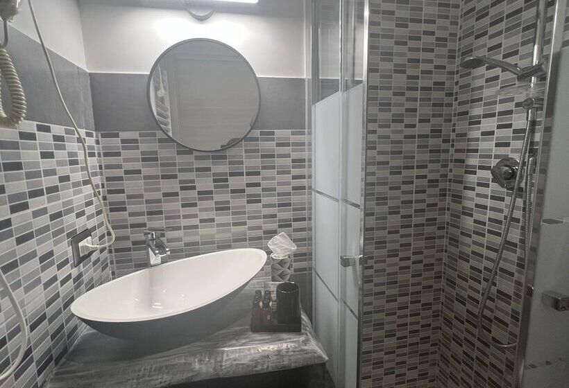 Пансион Kalasó Design Guest House   Rome Airport