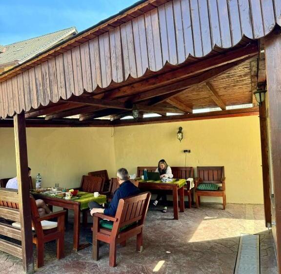 פנסיון Vila Marina