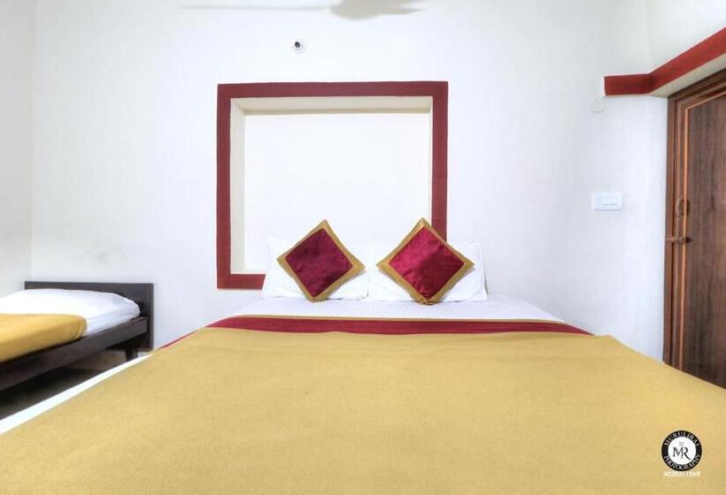 리조트 Coorg Avani Holiday Inn