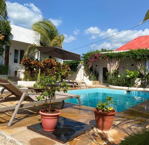 ユースホステル Cactus Lodge Zanzibar