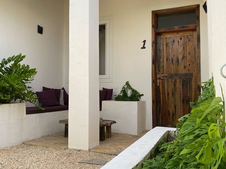 ユースホステル Cactus Lodge Zanzibar