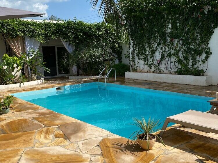 ユースホステル Cactus Lodge Zanzibar