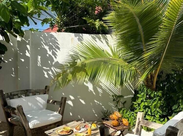 ユースホステル Cactus Lodge Zanzibar