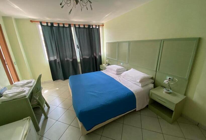 ベッドアンドブレックファースト Atlas