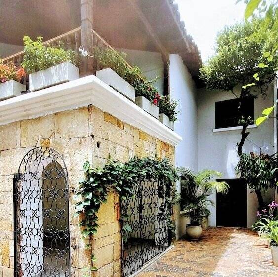 تختخواب و صبحانه Casa Sab   San Fernando