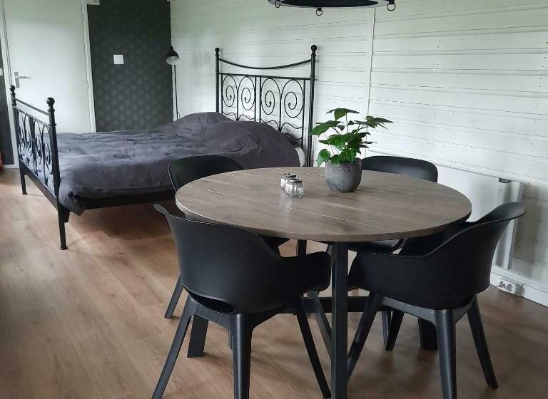 צימר Tuinkamer T Strunerke