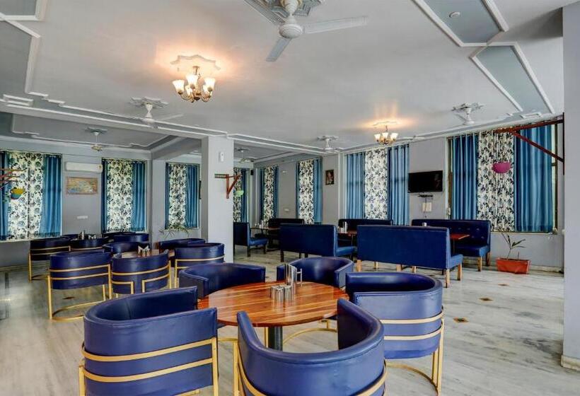 Collection O Hotel King Bird And Restaurants