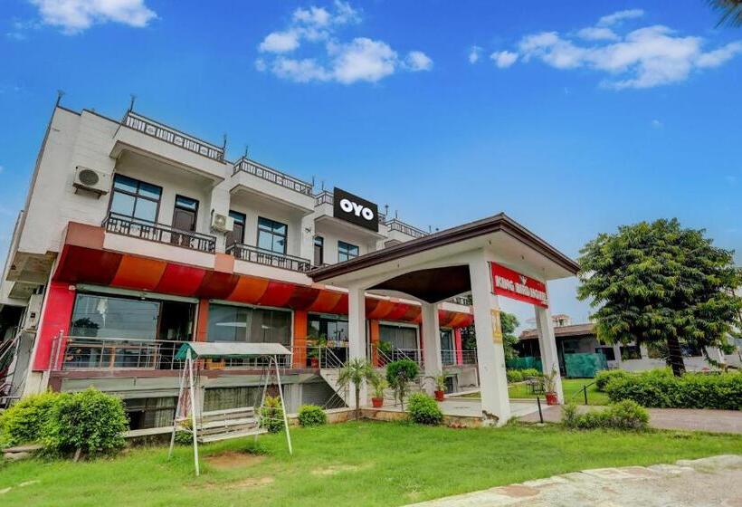 Collection O Hotel King Bird And Restaurants