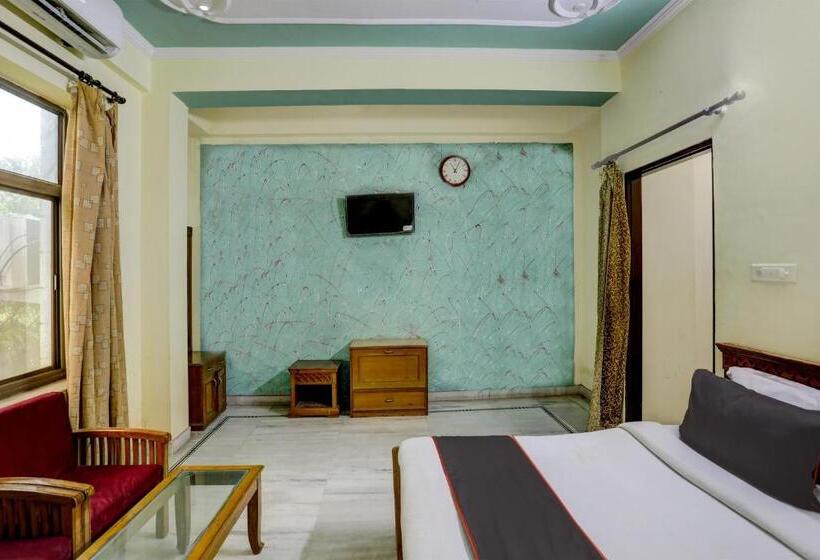 Collection O Hotel King Bird And Restaurants