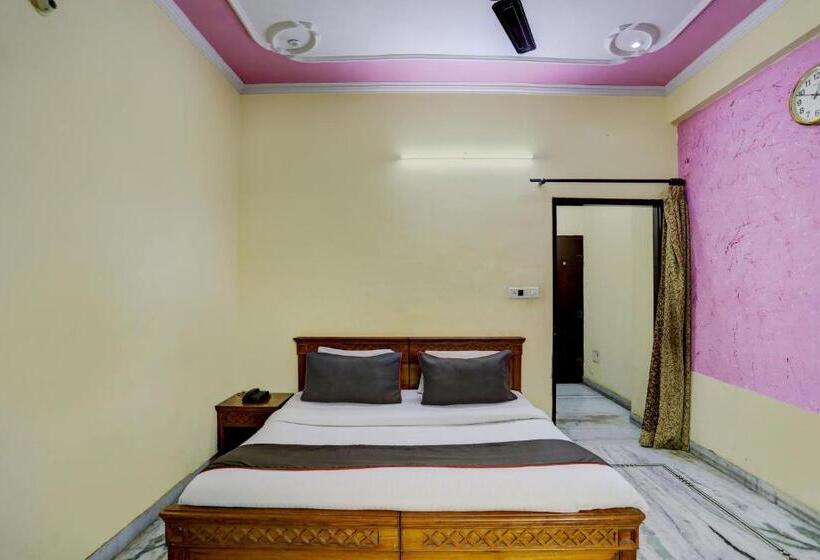 Collection O Hotel King Bird And Restaurants