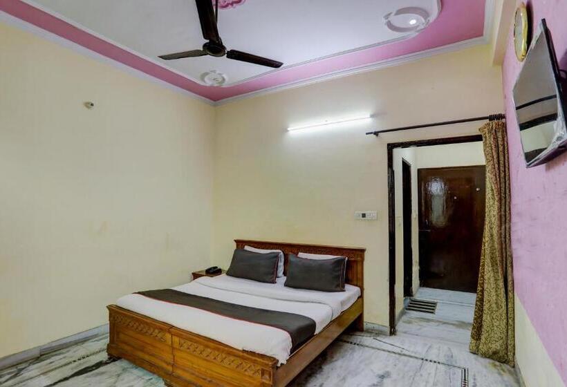 Collection O Hotel King Bird And Restaurants