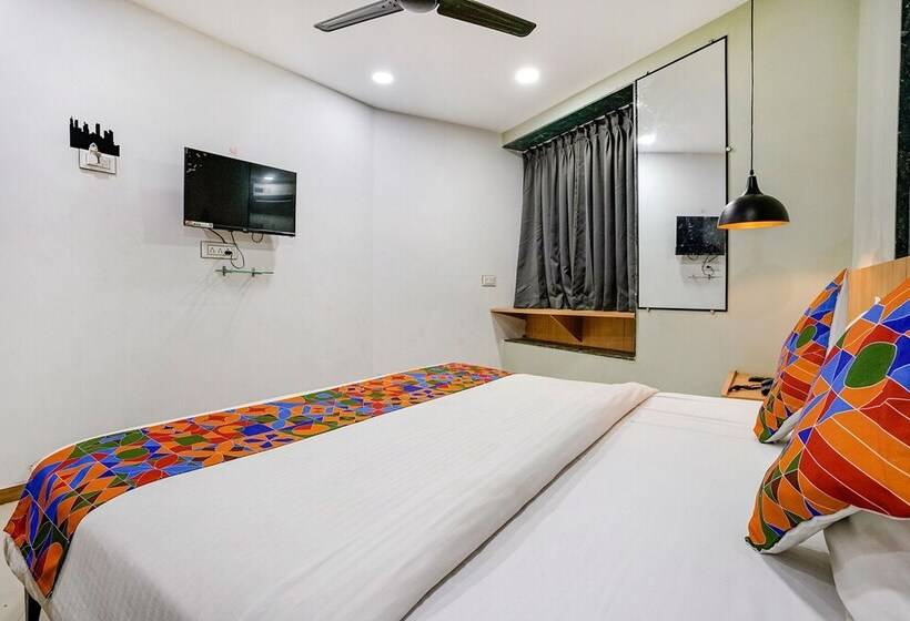 Fabhotel Saarthi Inn